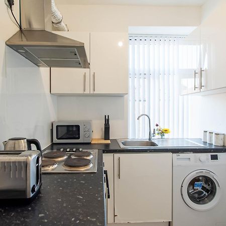 Belgian Studio Apt 2 Huddersfield Exterior foto